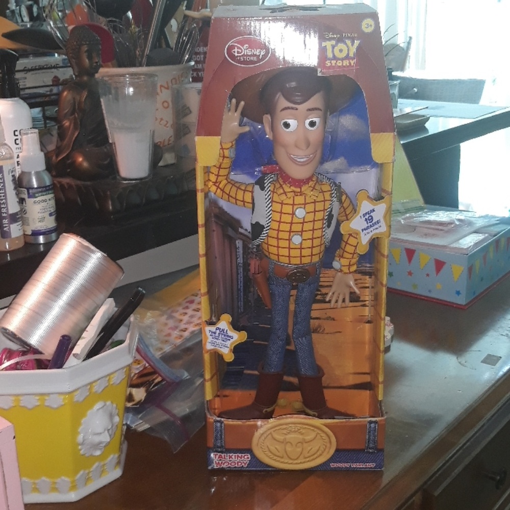 BNIB TOY STORY TALKING WOODY